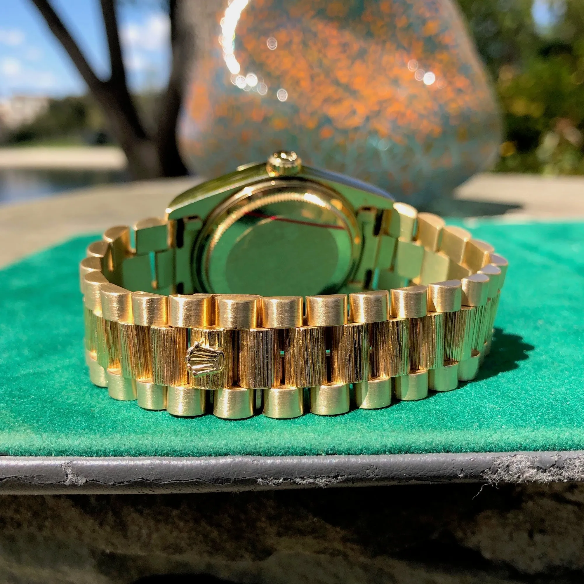 1983 Rolex President 18078 Bark Day Date 18K Yellow Gold Cal. 3055 Roman Ivory Wristwatch Box Papers