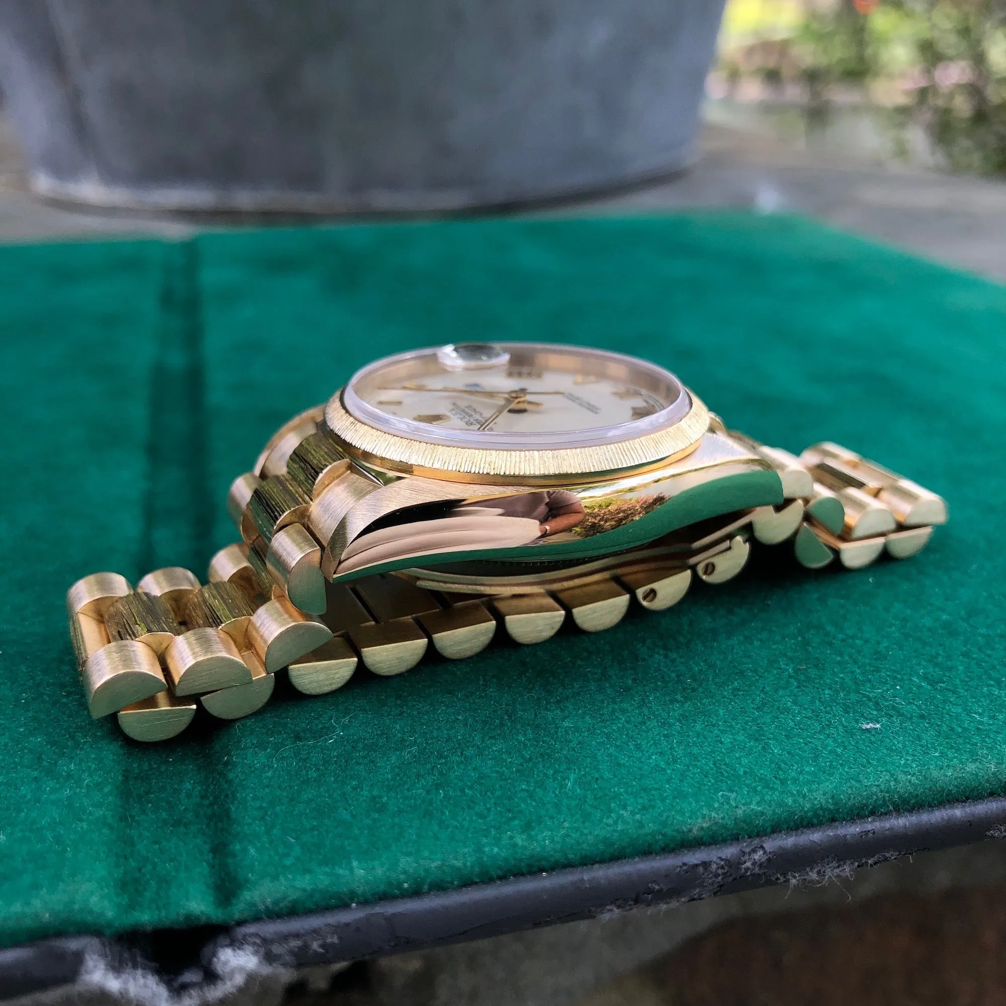 1983 Rolex President 18078 Bark Day Date 18K Yellow Gold Cal. 3055 Roman Ivory Wristwatch Box Papers