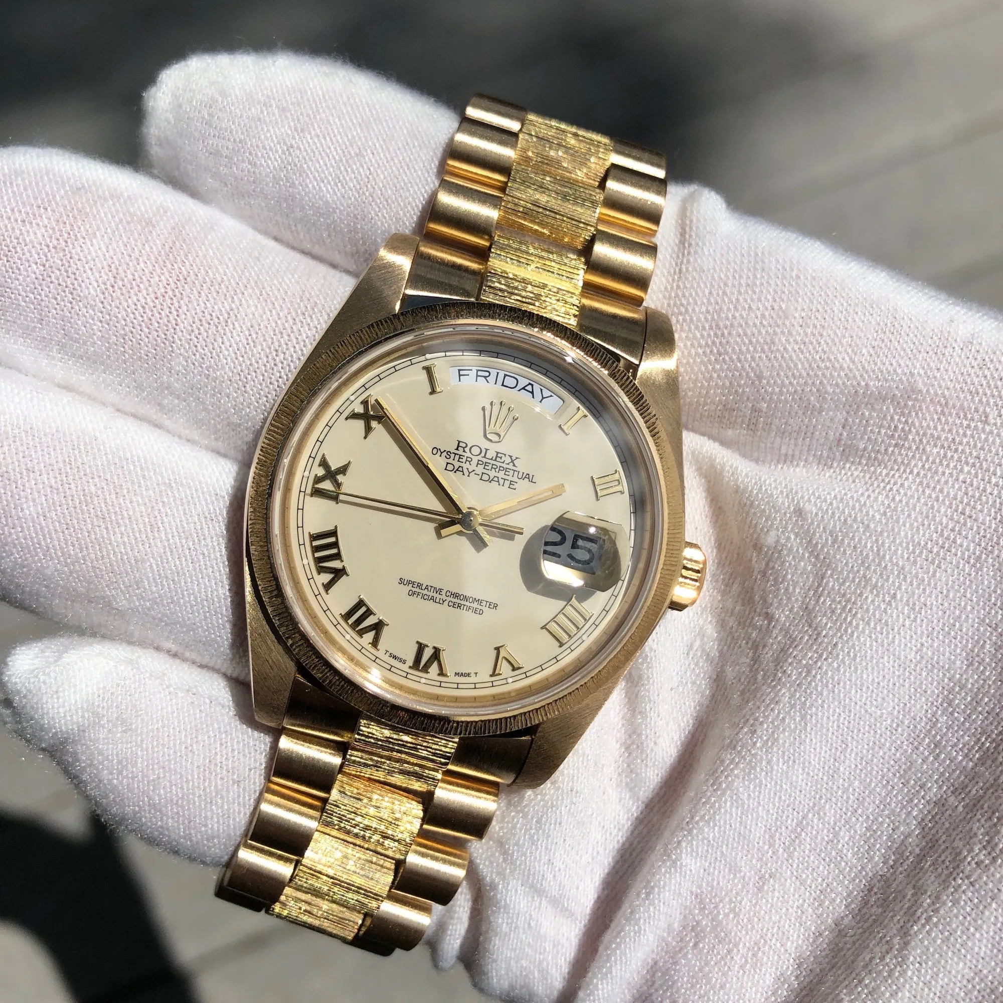 1983 Rolex President 18078 Bark Day Date 18K Yellow Gold Cal. 3055 Roman Ivory Wristwatch Box Papers
