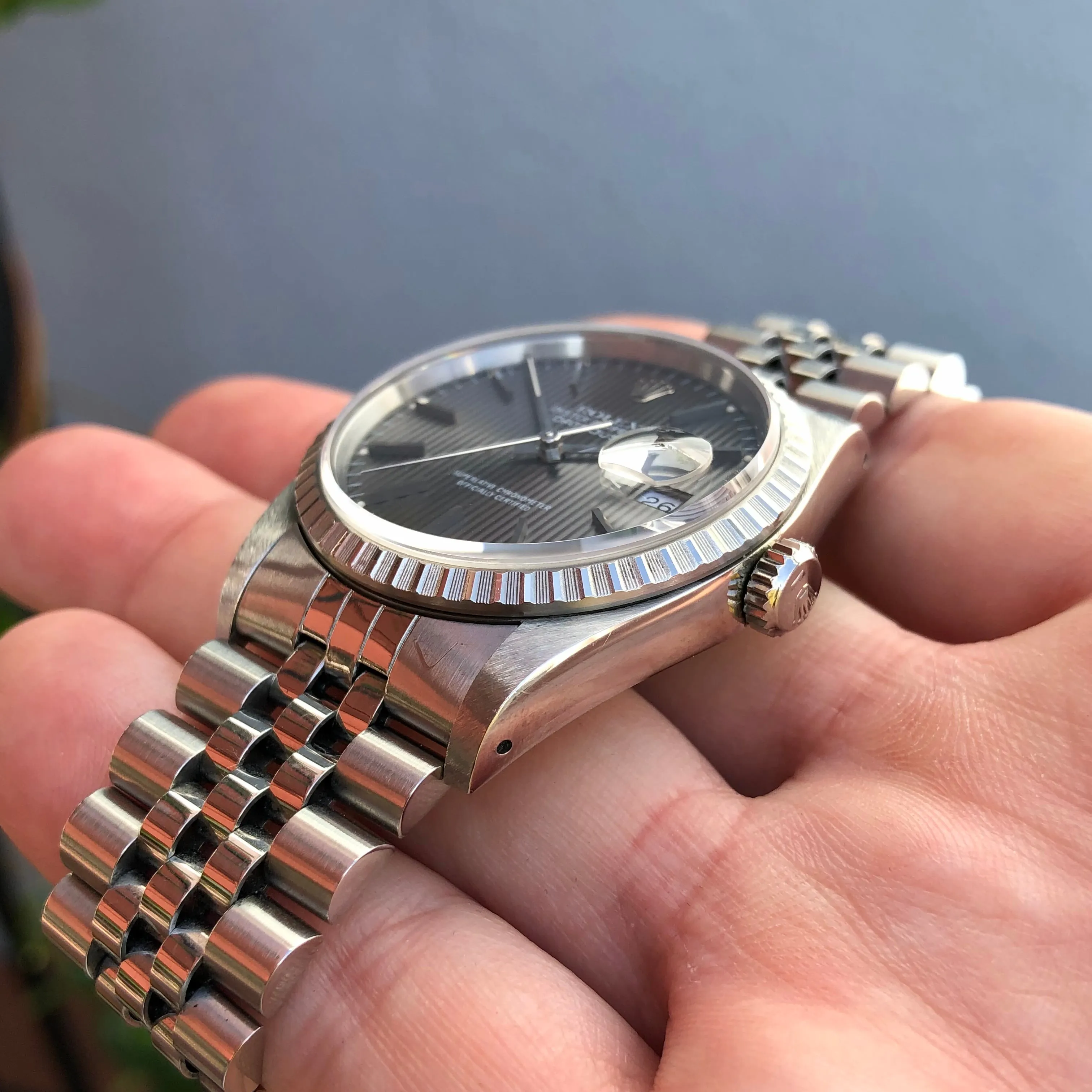 1990 Rolex Datejust 16200 Gray Tapestry Dial Engine Turned Bezel Jubilee Wristwatch Full Set