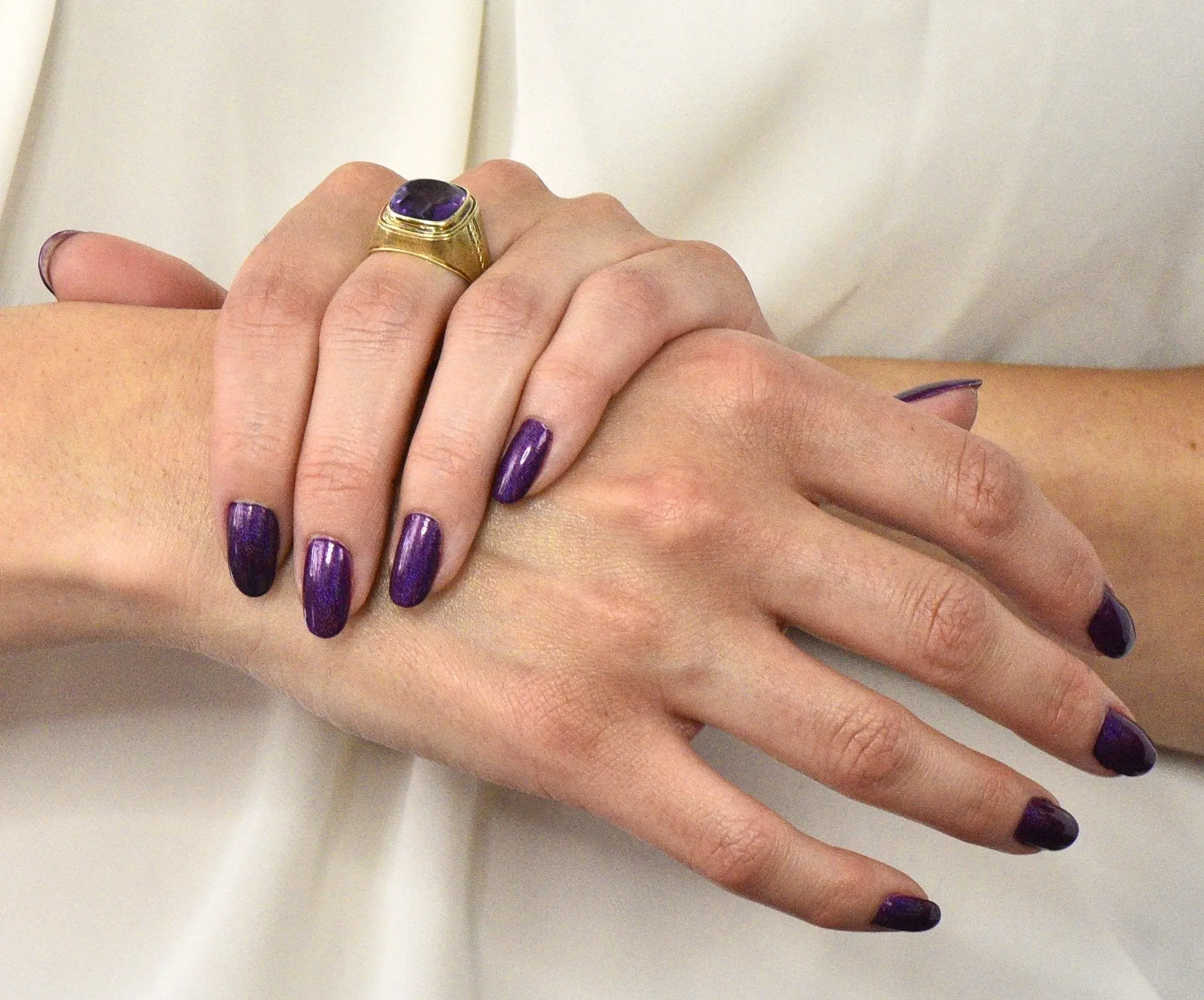 Art Nouveau Amethyst Intaglio 14 Karat Gold Unisex Ring
