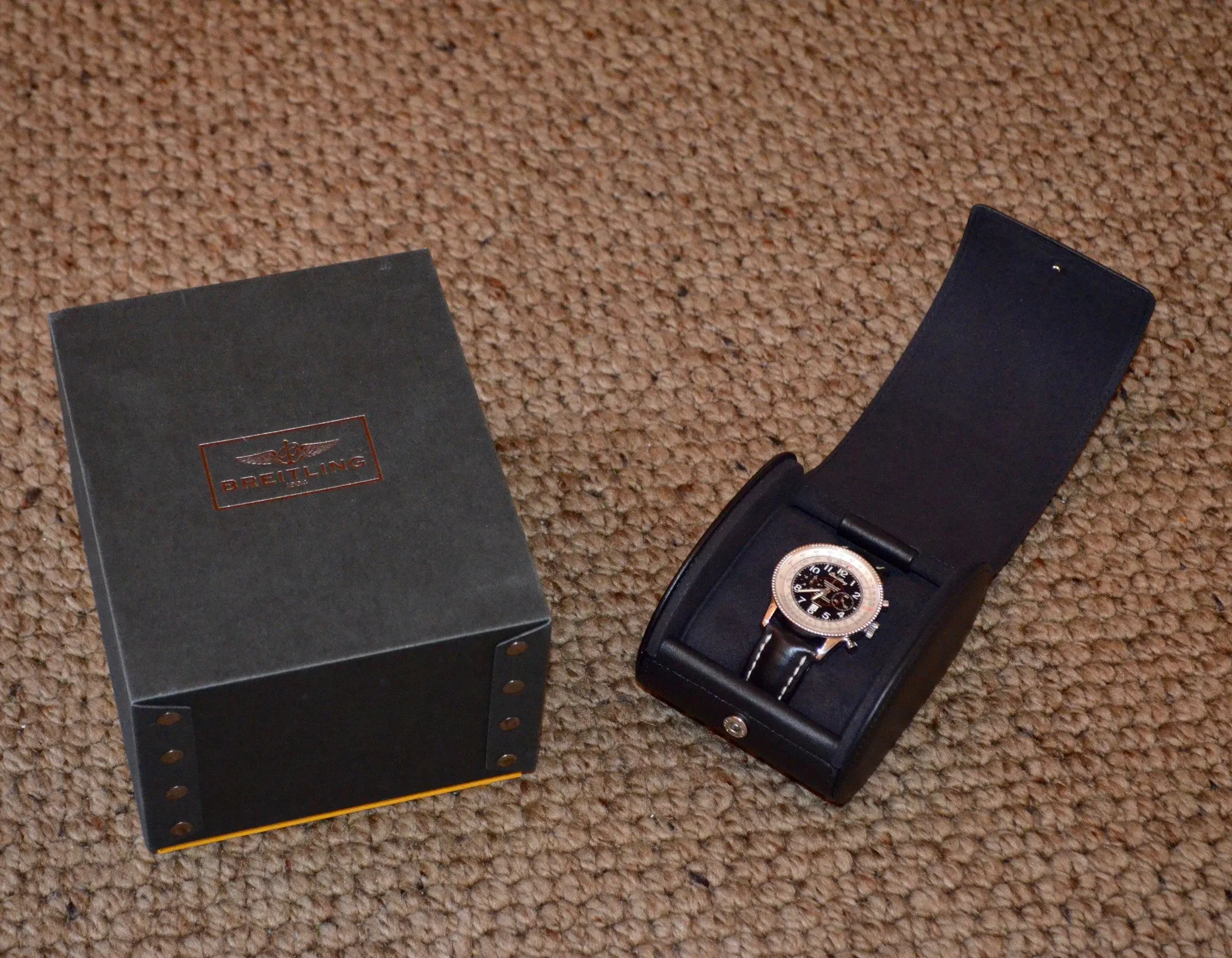 Breitling Montbrillant J35330 Limited 100 ANS D`AVIATION 18K Gold Chronograph
