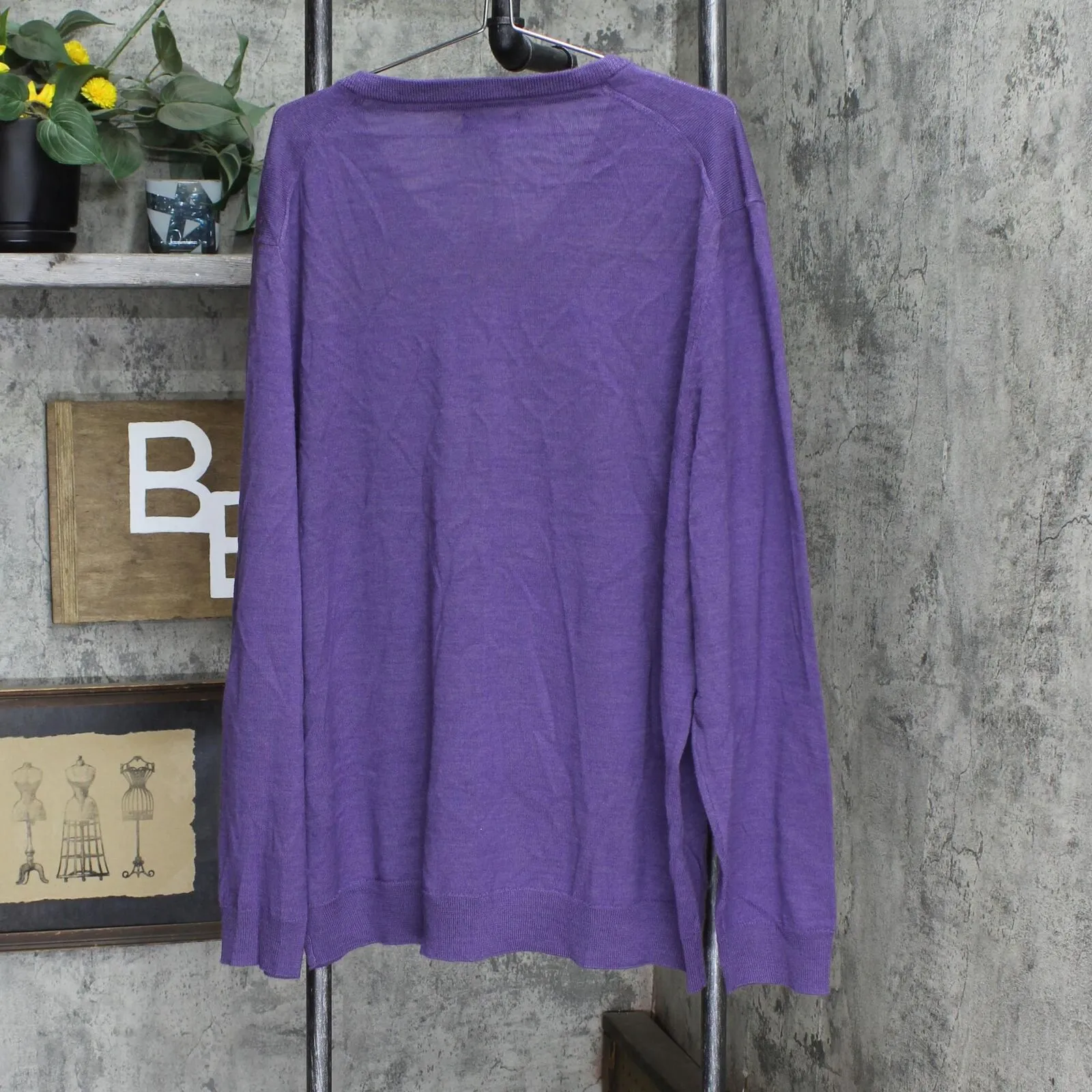 Club Room Men's Solid V-Neck Merino Wool Blend Sweater