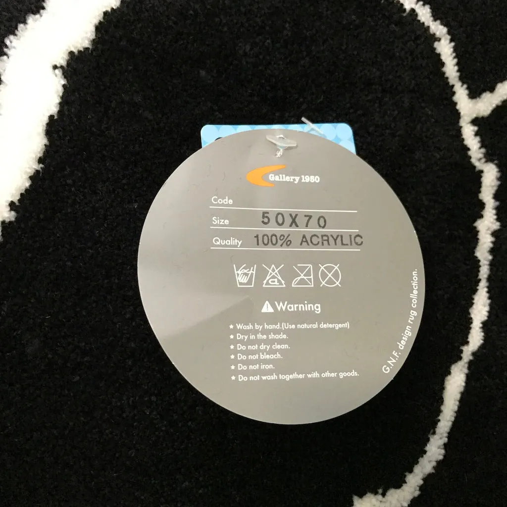 DS! G1950 x Kaws Sull Skull Rug Mat Black