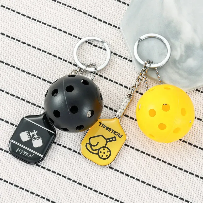 Fashion Sports Pickleball keychain For Sports Lovers Bags Wallets Car Key Pendants Cute Mini Pickleball Keychain Gifts