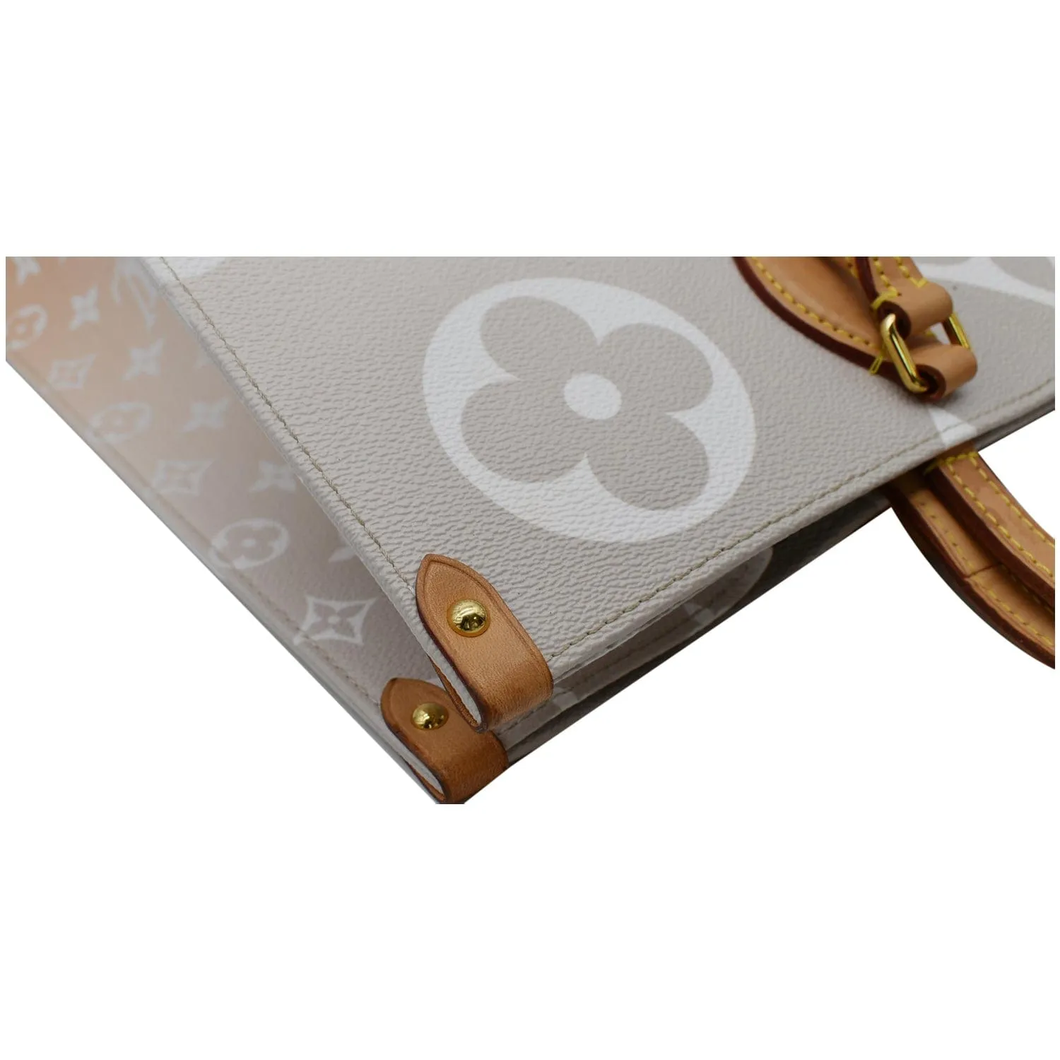 LOUIS VUITTON Pool Onthego GM Monogram Shoulder Bag Brume