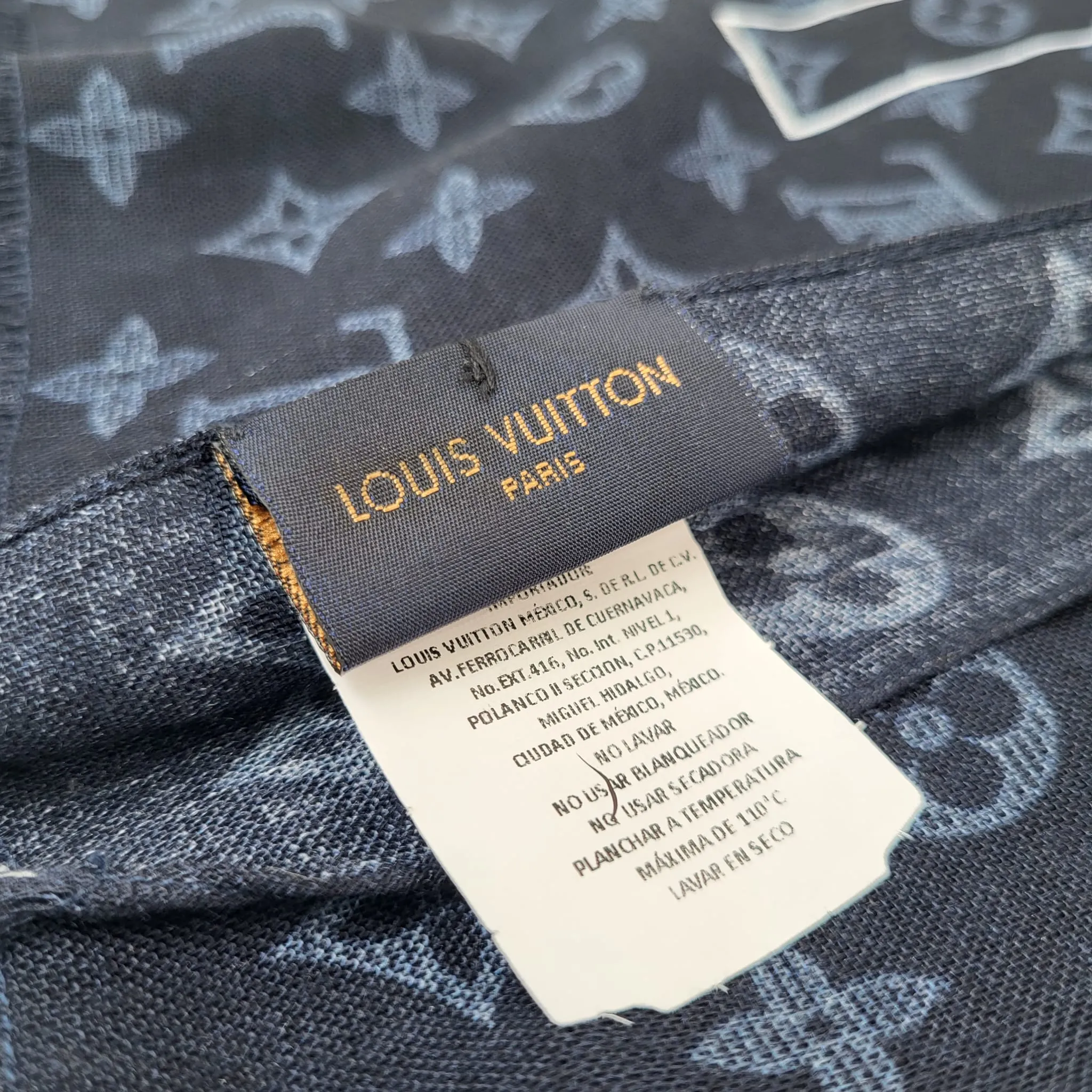 LV List Shawl Scarf