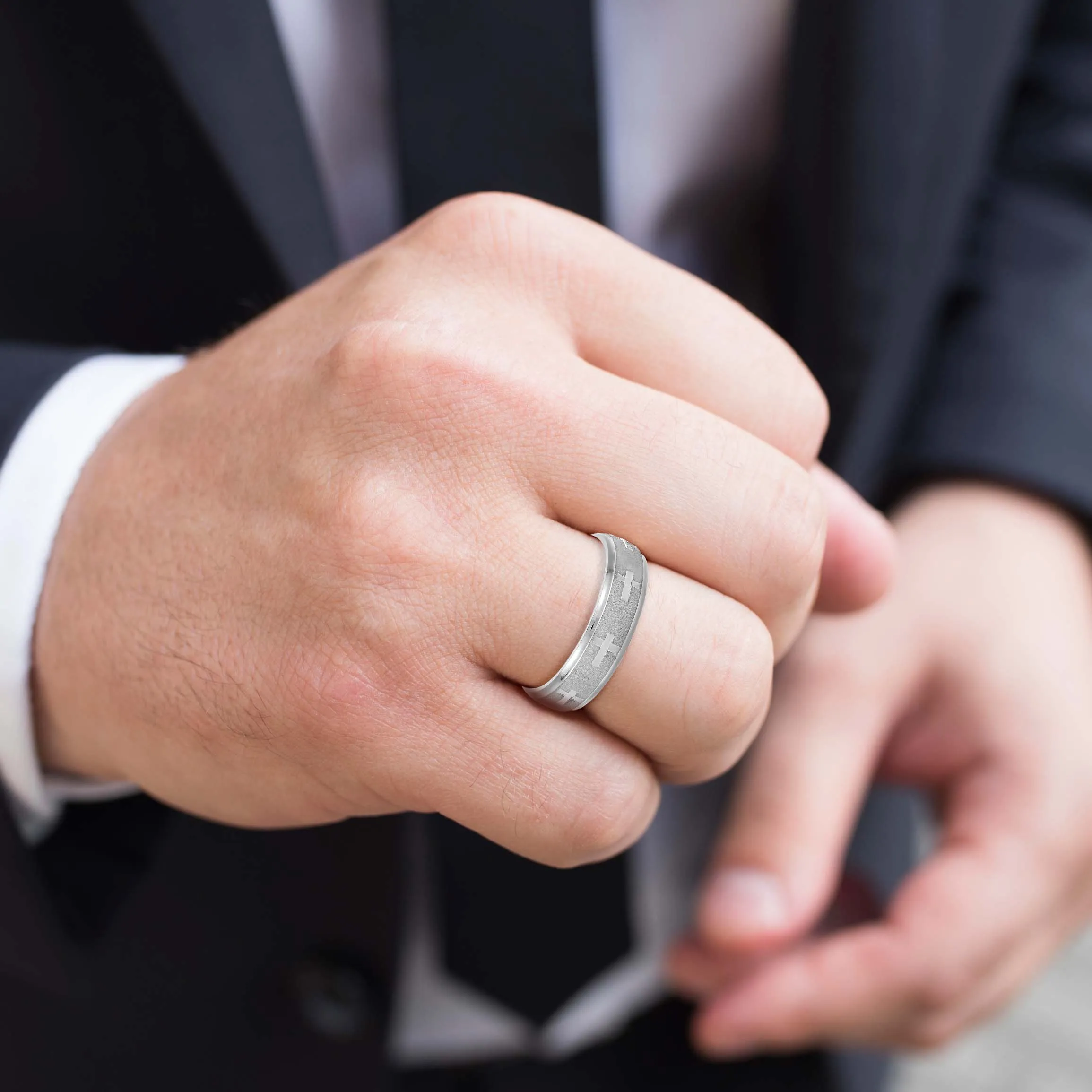 Men's Cross Pattern Wedding Band