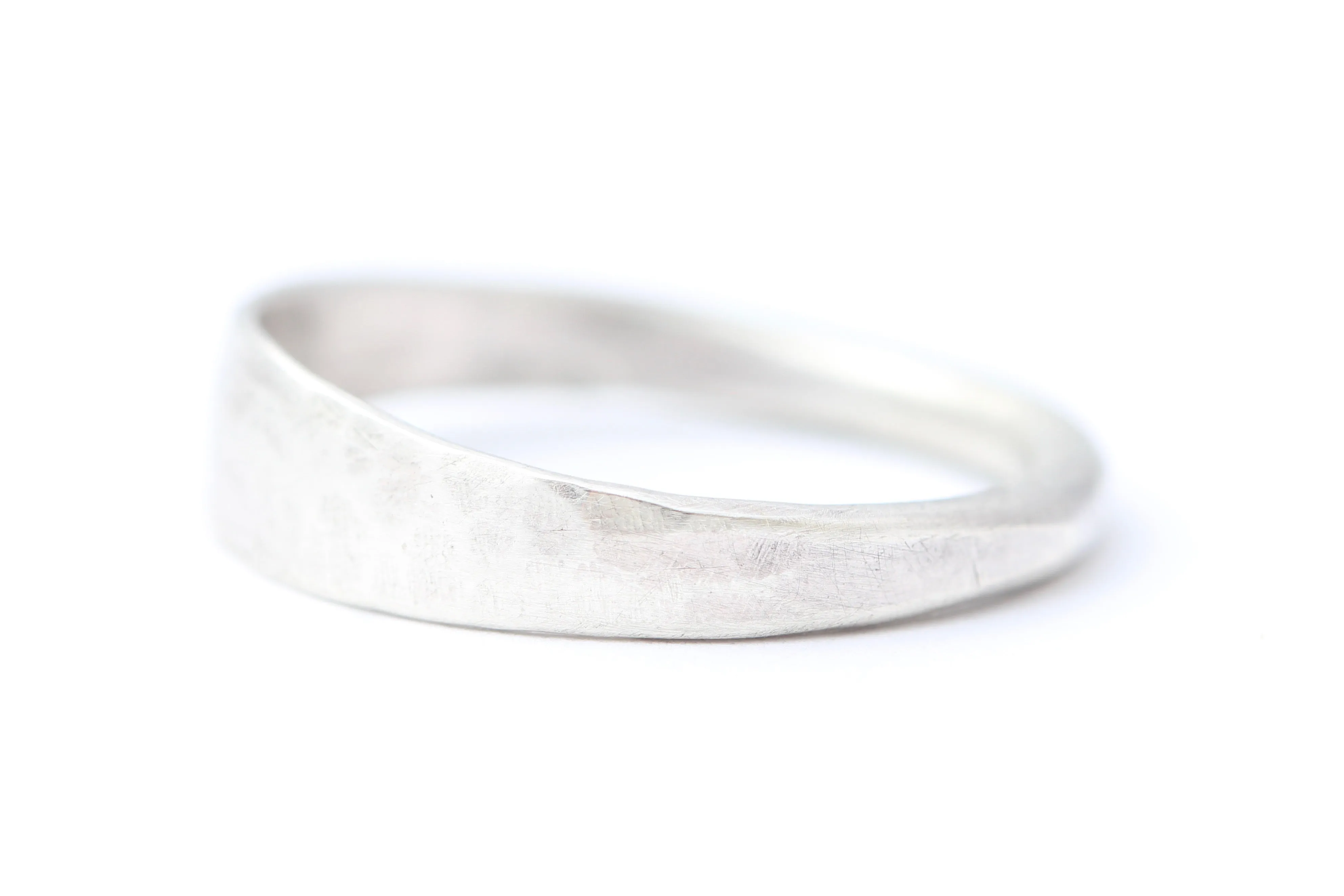 Men's Hammered Ring