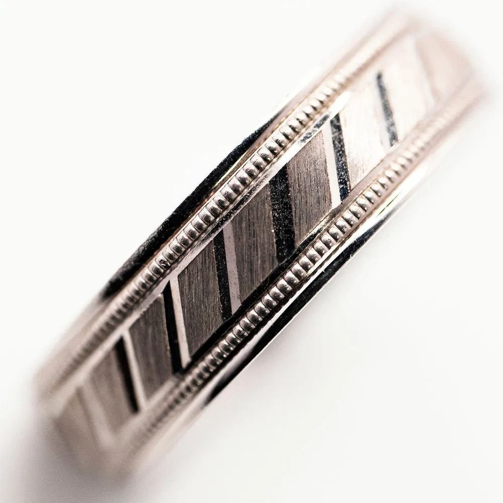 Men's Wedding Band in 14k White Gold