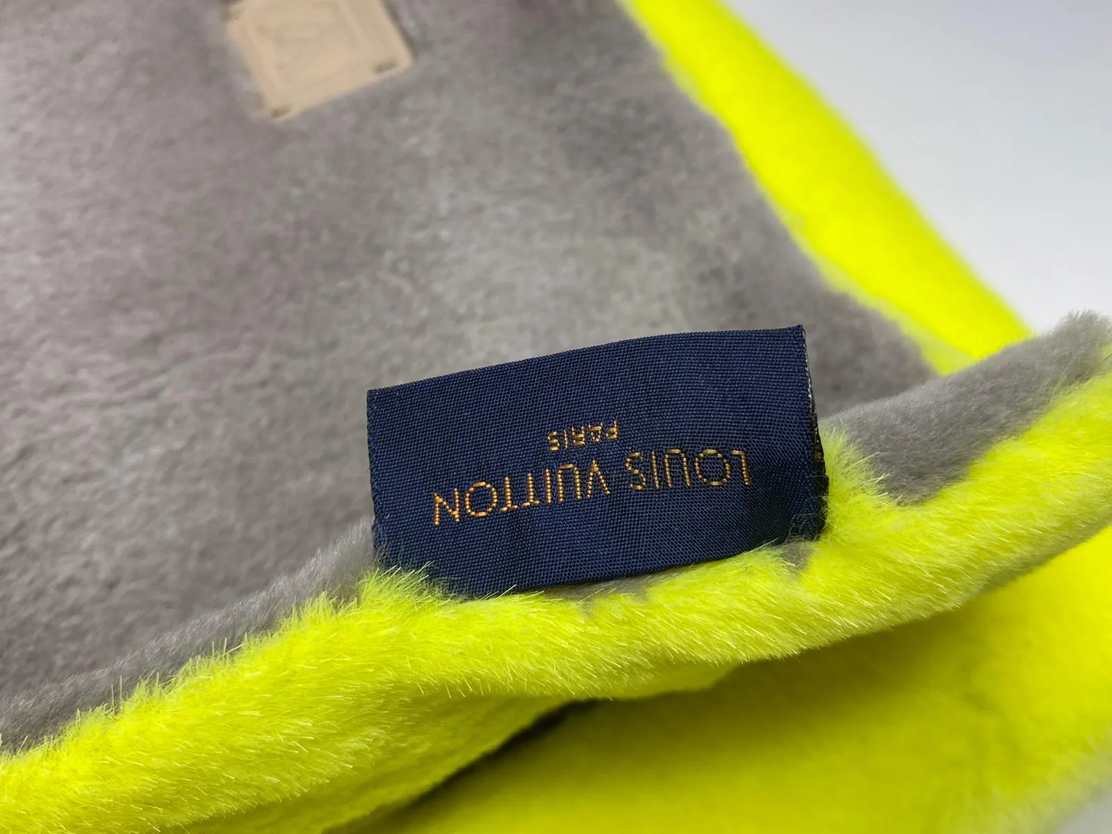Sheared Mink Fluo Scarf