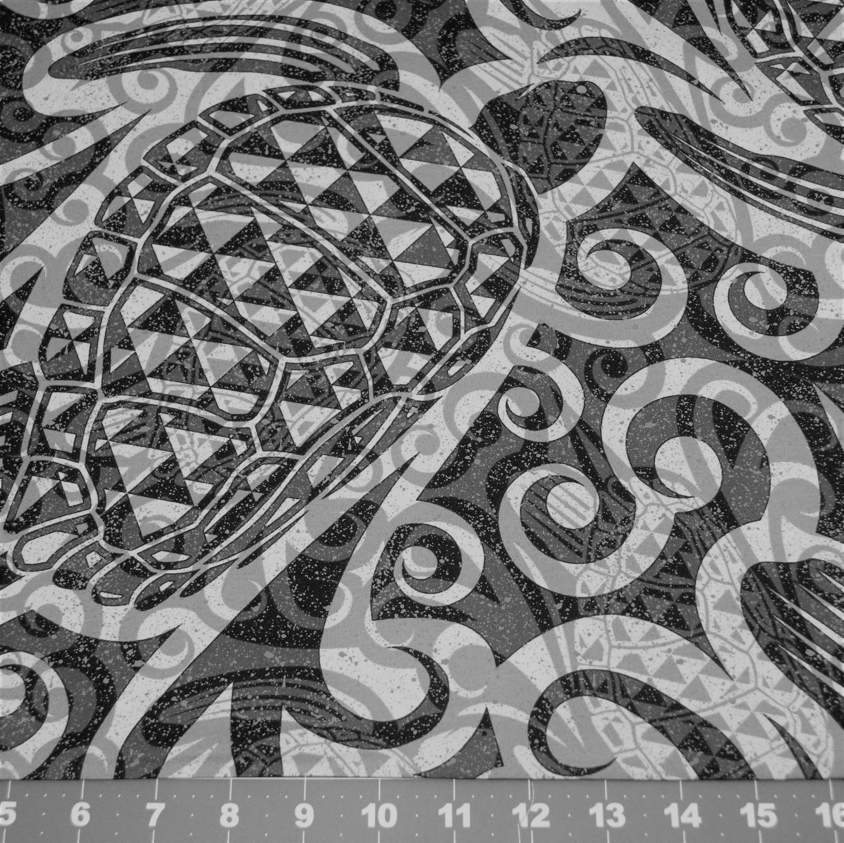 Tapa Honu Charcoal on Grey Speckled