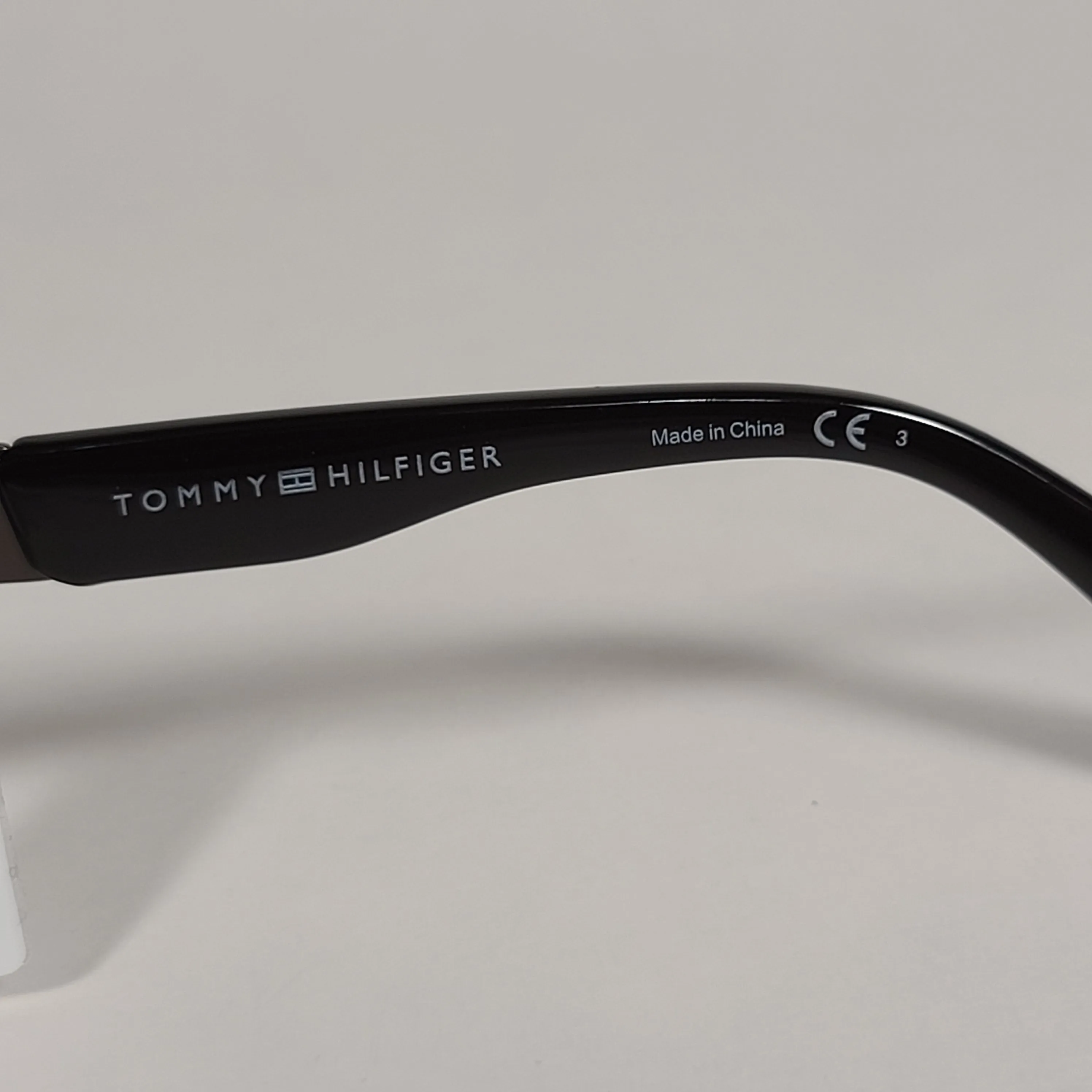 Tommy Hilfiger Malachy Rectangle Sunglasses Gunmetal Gray Frame Gray Lens MALACHY MM OM438