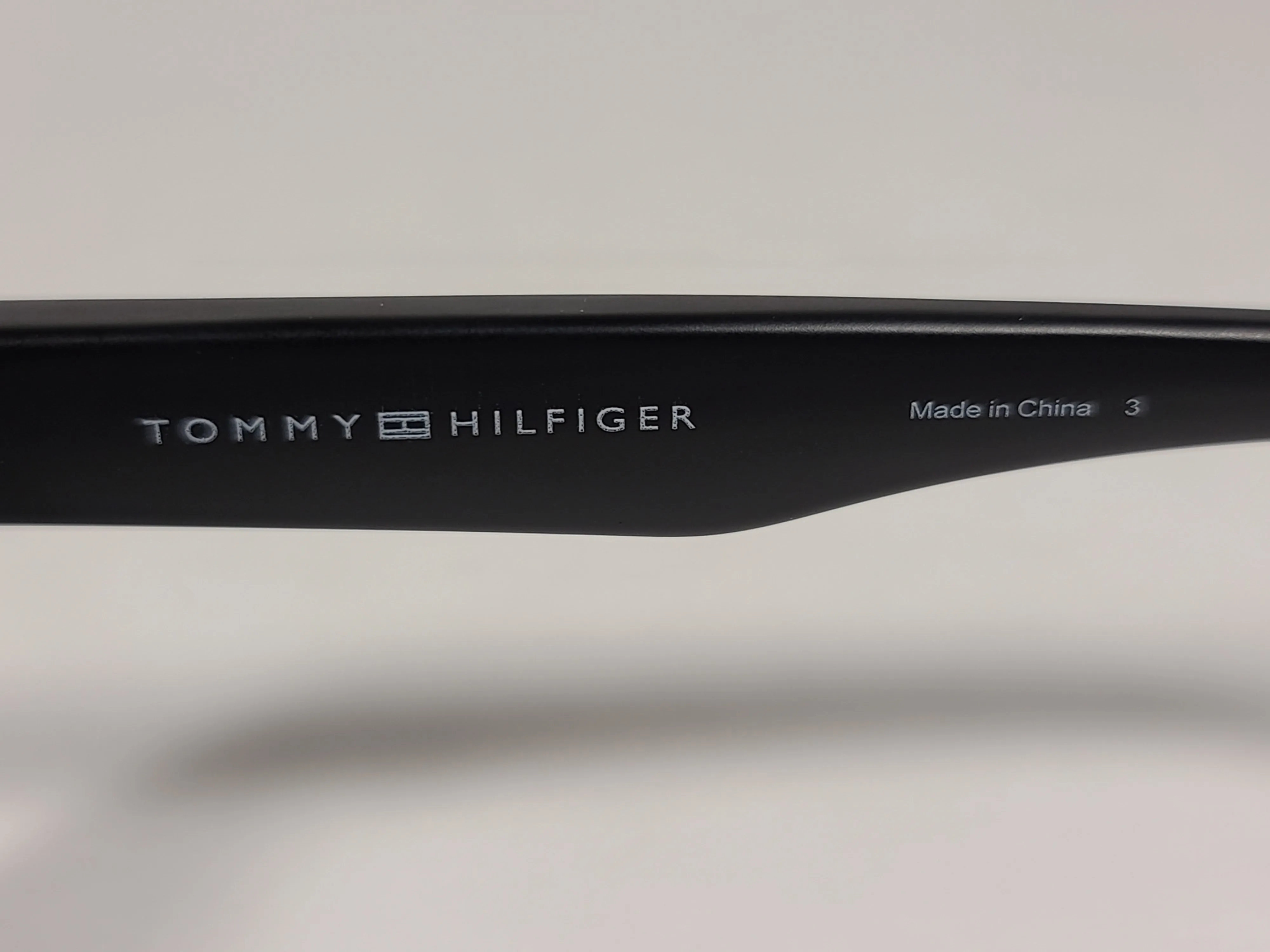Tommy Hilfiger Saint Rectangular Sunglasses Matte Black Frame Gray Lens SAINT MP OM492