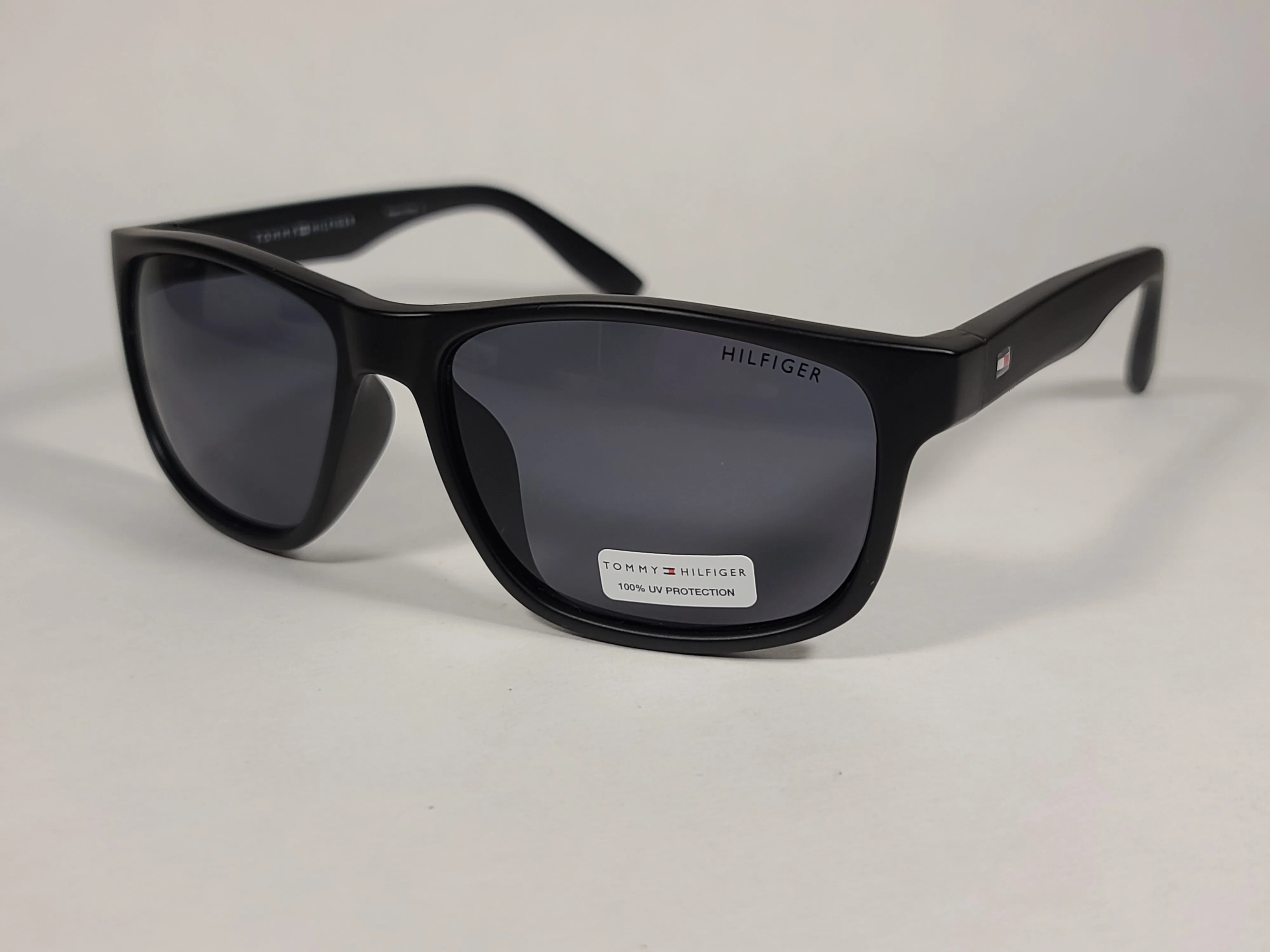 Tommy Hilfiger Saint Rectangular Sunglasses Matte Black Frame Gray Lens SAINT MP OM492