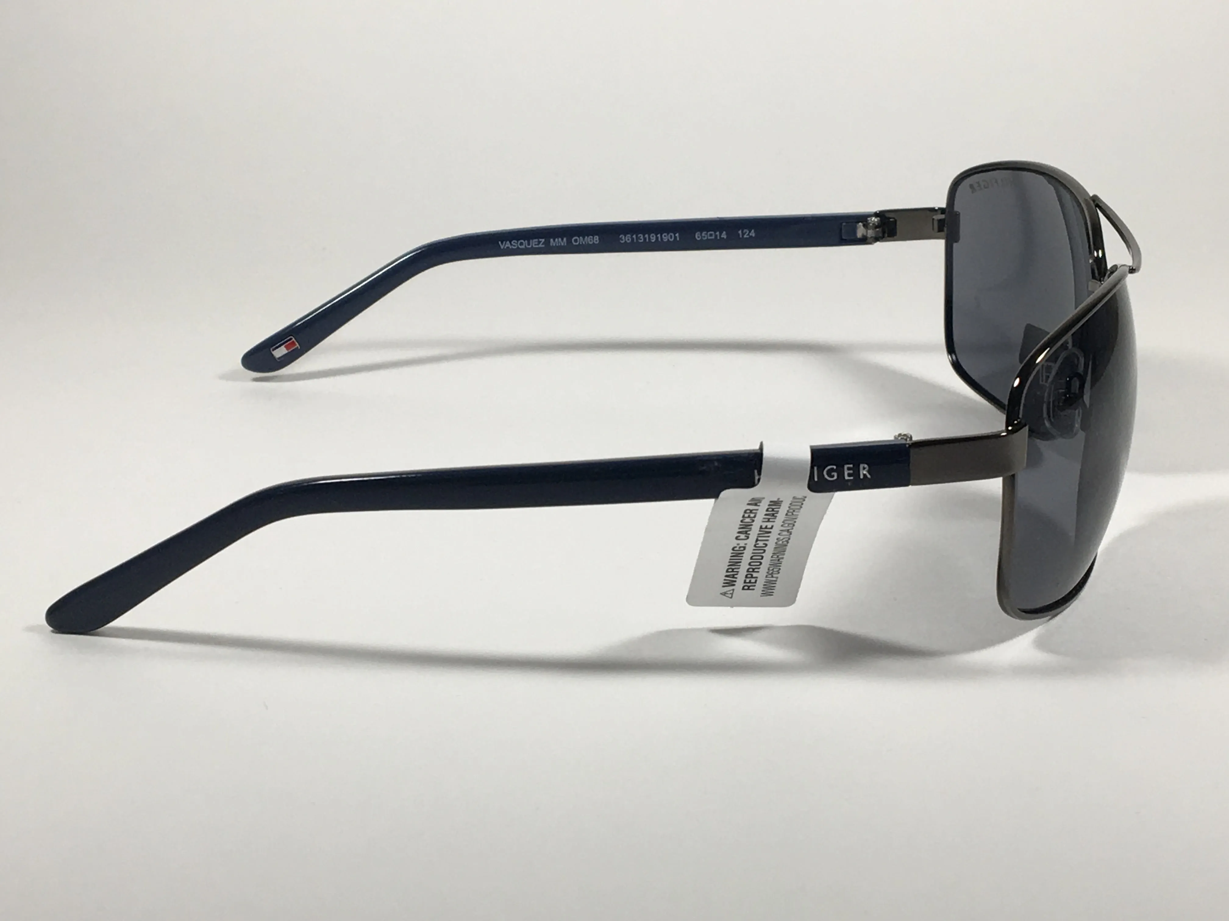 Tommy Hilfiger Vasquez Rectangle Sunglasses Gunmetal Gray Blue Navy Frame Gray Lens VASQUEZ MM OM68