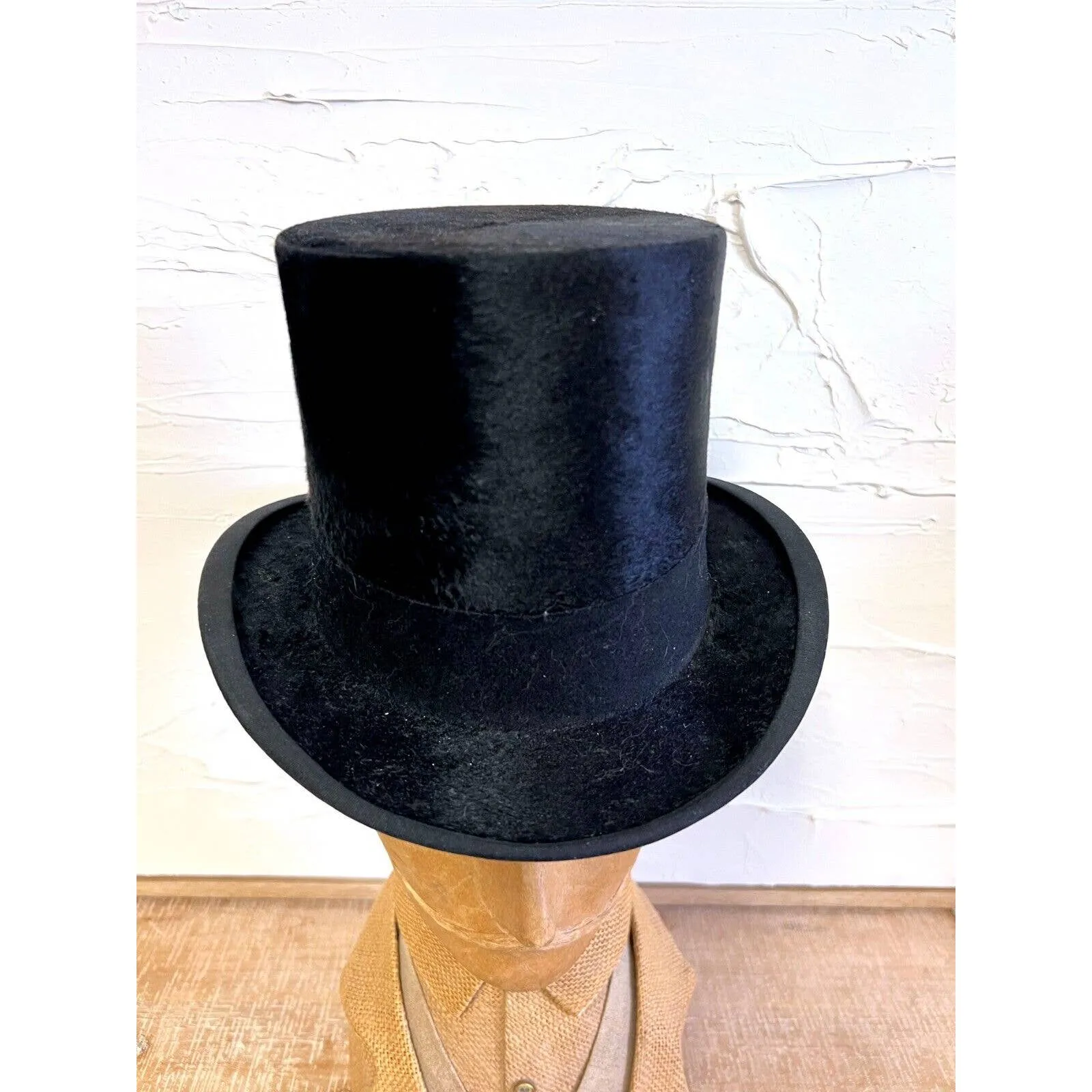 Vintage Select Quality Black Silk Fur Felt Top Hat Mens Size 7 EXCellent Cond